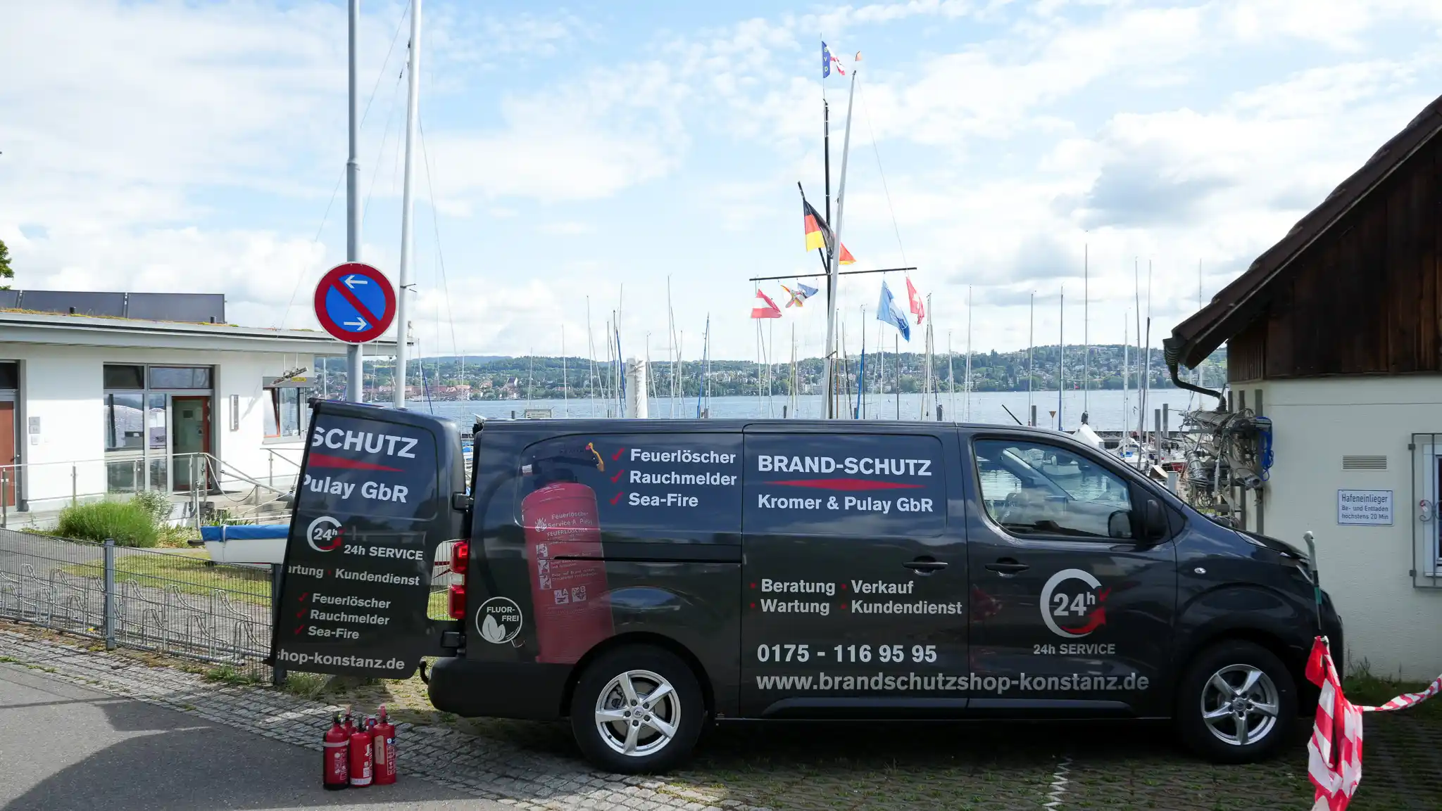 Seafire Bootsprüfung am Hafen / Bodensee